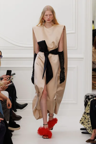 Look 38